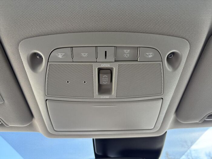 Nissan Rogue SV TECH TI BLUETOOTH TOIT CAMÉRAS 360 GPS – Image 23