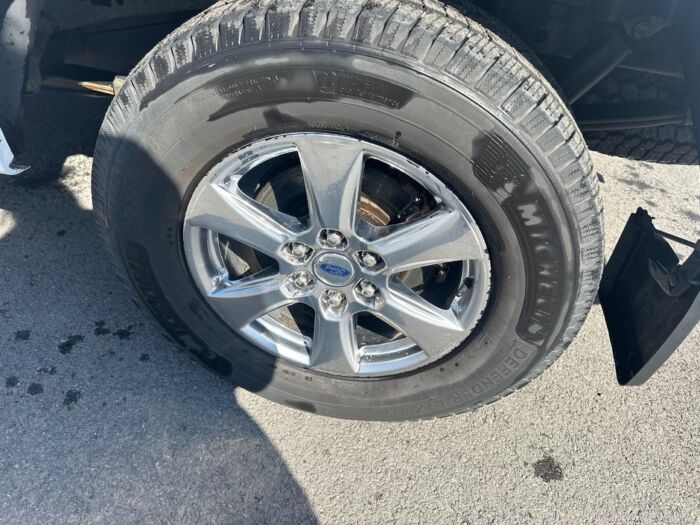 Ford F-150 XLT – Image 17