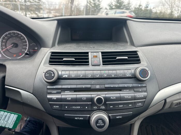 Honda Accord Sedan EX – Image 13
