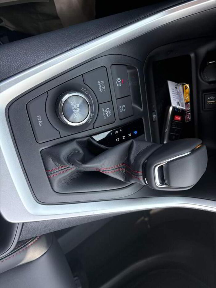 Toyota RAV4 Plug-In Hybrid XSE AWD - VÉHICULE NEUF - – Image 12