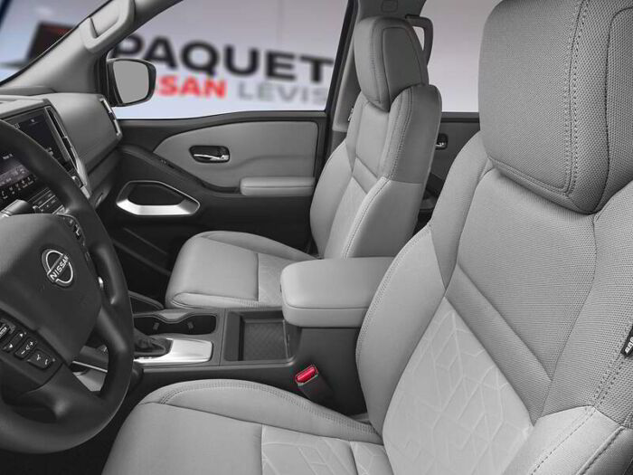 Nissan Frontier Crew Cab Sv – Image 6