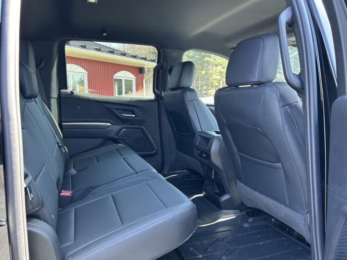 Chevrolet Silverado EV camion de travail - Image 13