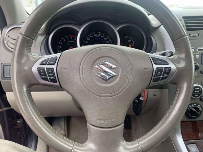 Suzuki Grand Vitara JLX – Image 15