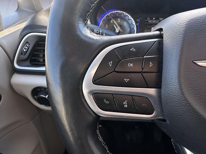 Chrysler Grand Caravan SXT 2RM - Image 17