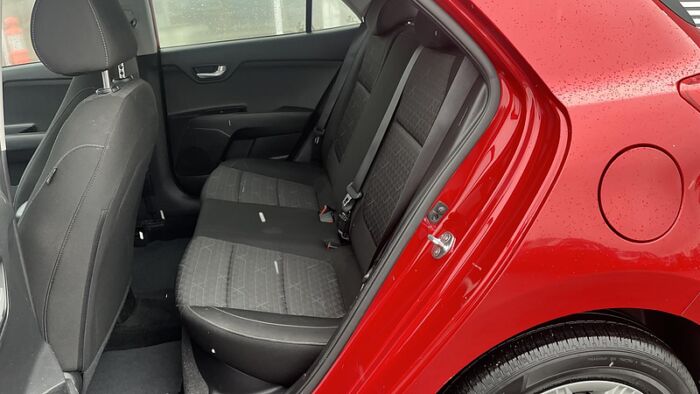 Kia Rio 5 portes LX+ IVT - Image 8