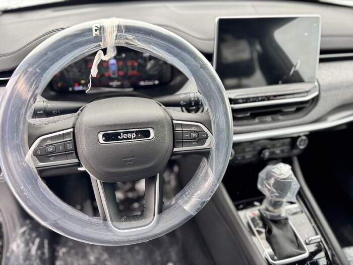 Jeep Compass North – Image 10