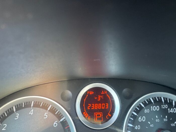 Nissan Sentra SE-R - Image 15