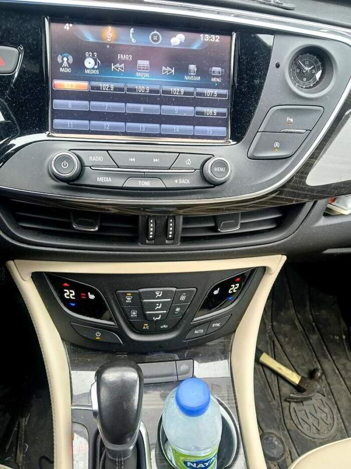 Buick Envision PREFERRED AWD - Image 6