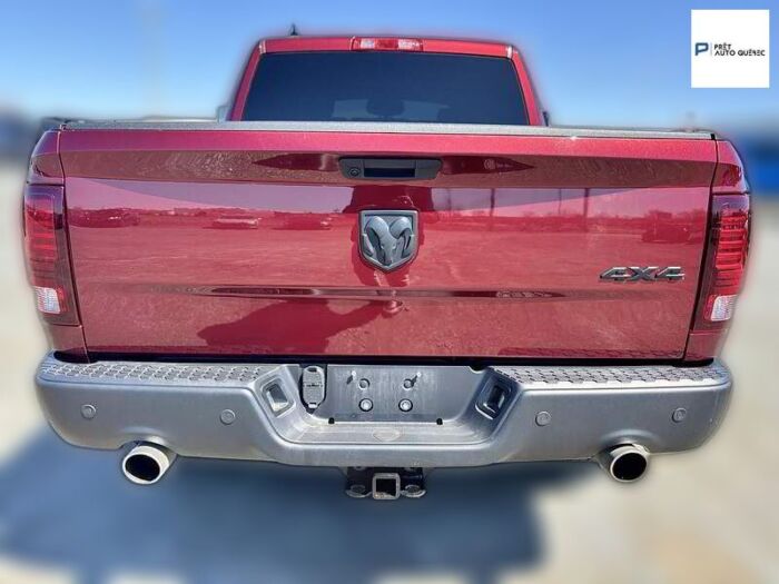 RAM 1500 Classic Warlock cabine d'équipe 4x4 caisse de 5 pi 7 po - Image 6