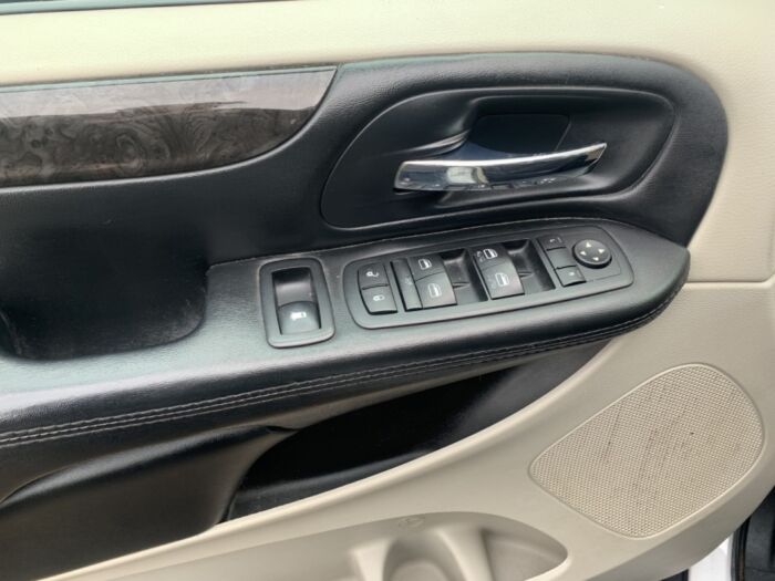 Dodge Grand Caravan Ensemble Valeur Plus - Image 15