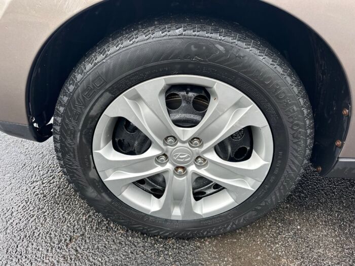 Hyundai Tucson GL – Image 14
