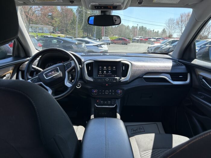 GMC Terrain SLE – Image 9
