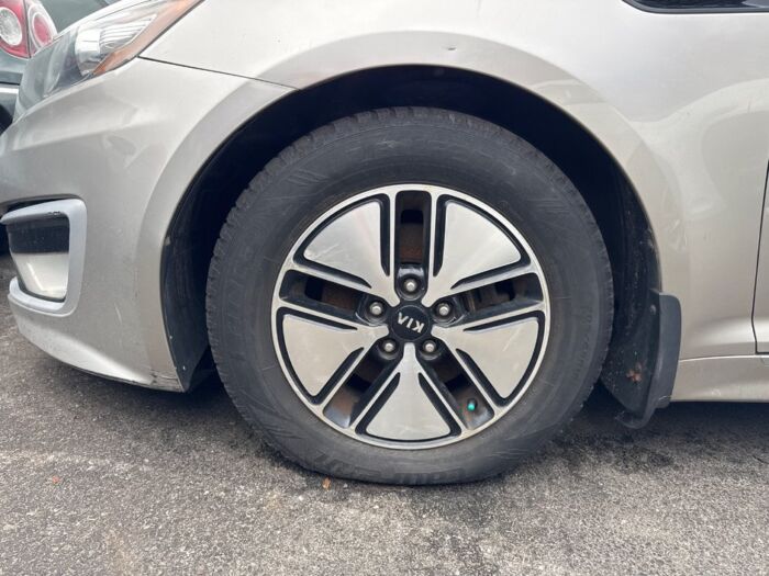 Kia Optima Hybrid EX - Image 10