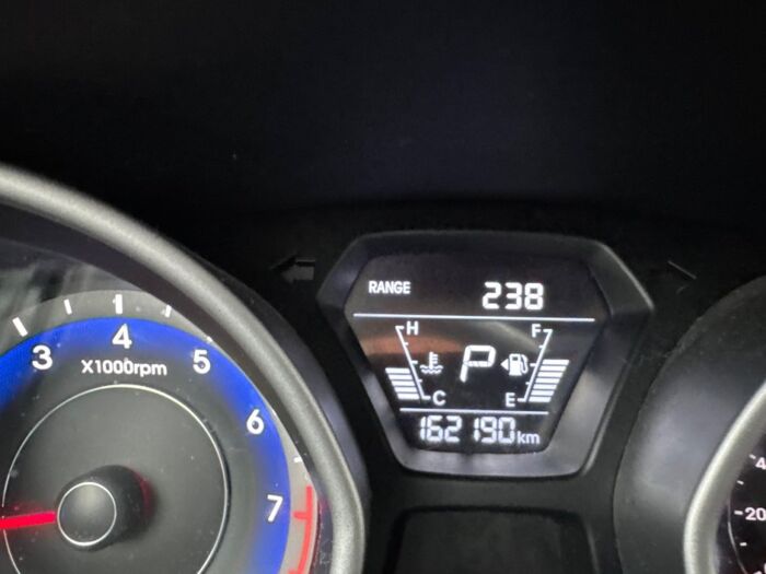 Hyundai Elantra SPORT - Image 22