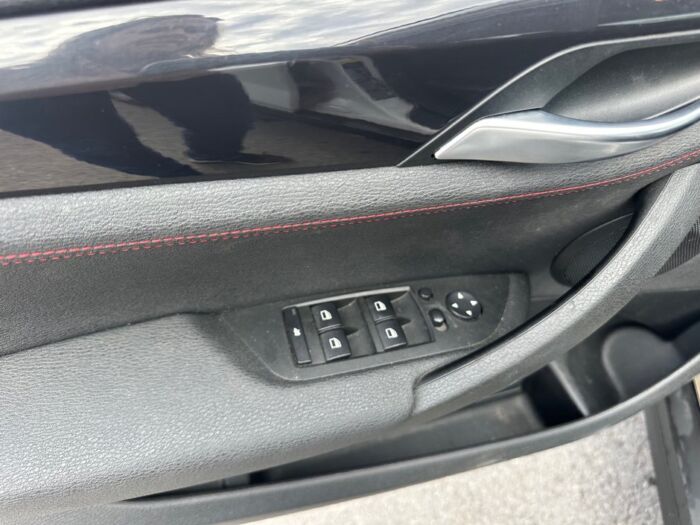 BMW X1 28i - Image 8