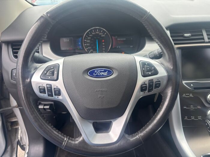 Ford Edge SEL AWD - Image 12