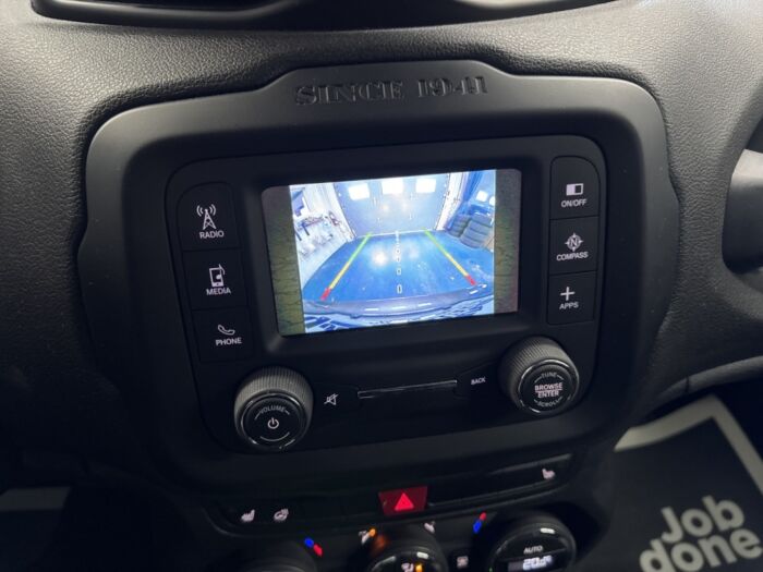 Jeep Renegade North – Image 24