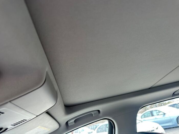 BMW X1 28i - Image 9