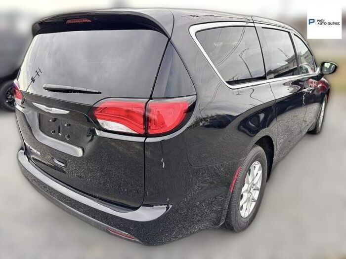 Chrysler Grand Caravan N/A - Image 5