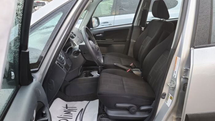 Suzuki SX4 JX - Image 6