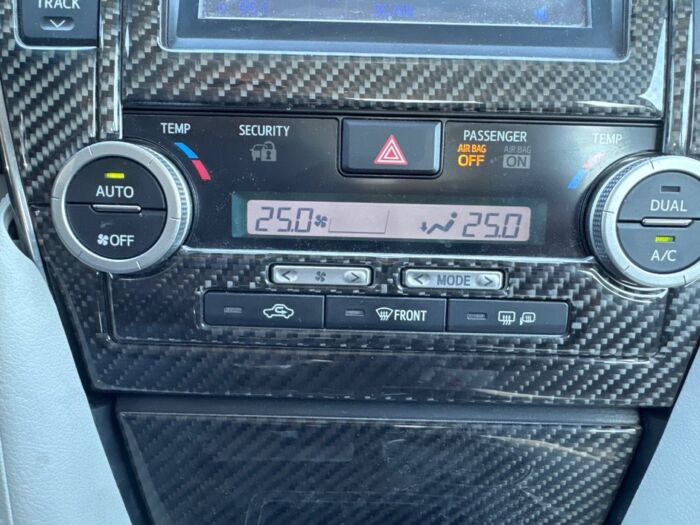 Toyota Camry Hybrid N/A - Image 31