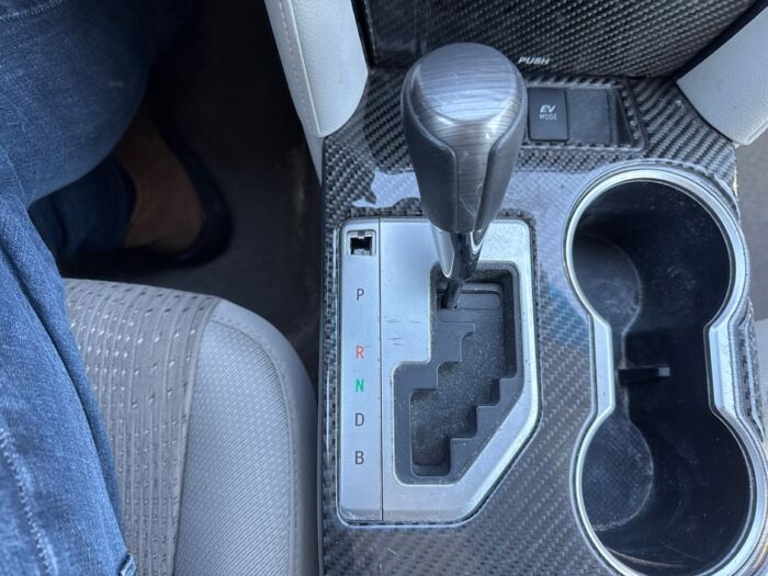 Toyota Camry Hybrid N/A - Image 33
