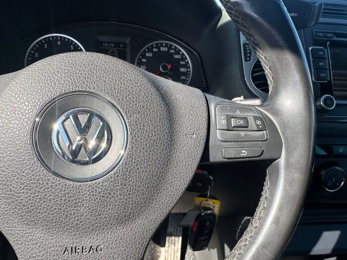 Volkswagen Tiguan 2.0 TSI - Image 12