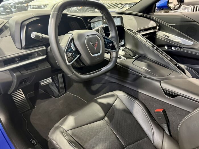 Chevrolet Corvette 1LT - Image 10