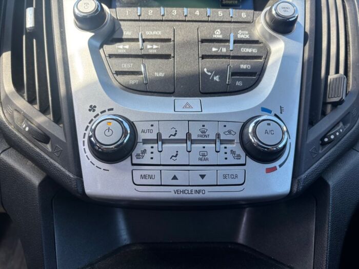 Chevrolet Equinox 2 LT - Image 14