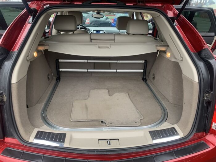 Cadillac SRX Luxury - Image 9