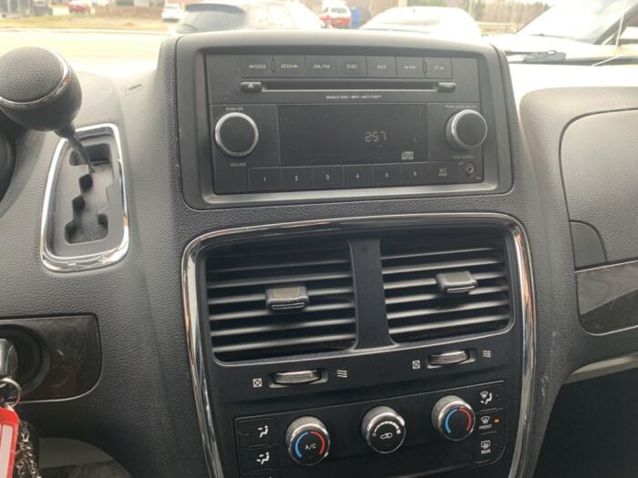 Dodge Grand Caravan Ensemble Valeur Plus - Image 17