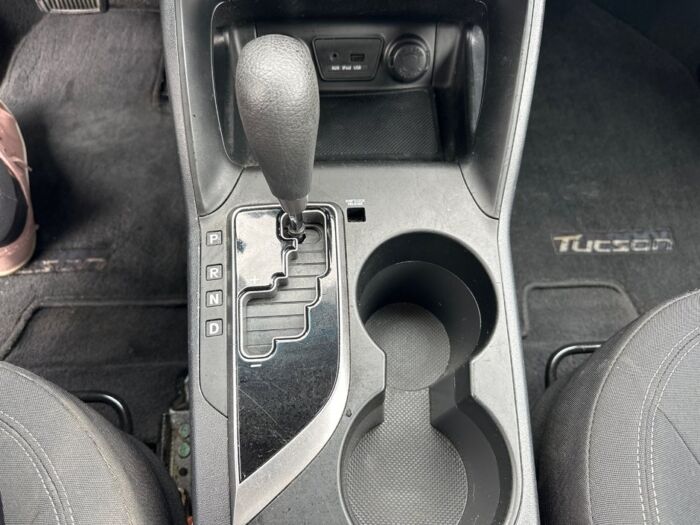 Hyundai Tucson GL – Image 12