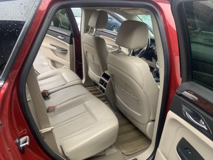 Cadillac SRX Luxury - Image 11