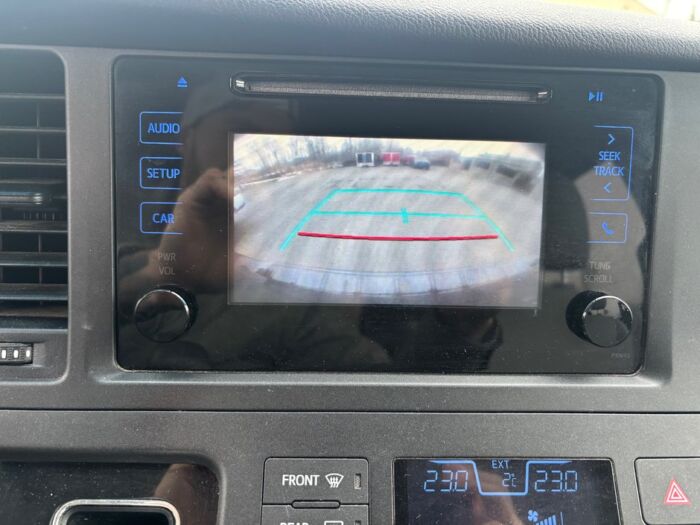 Toyota Sienna BASE - Image 14