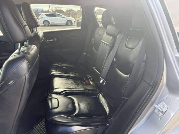 Jeep Cherokee Trailhawk – Image 10