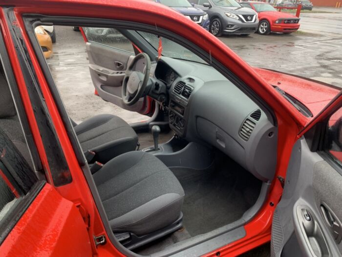 Hyundai Accent GL – Image 9