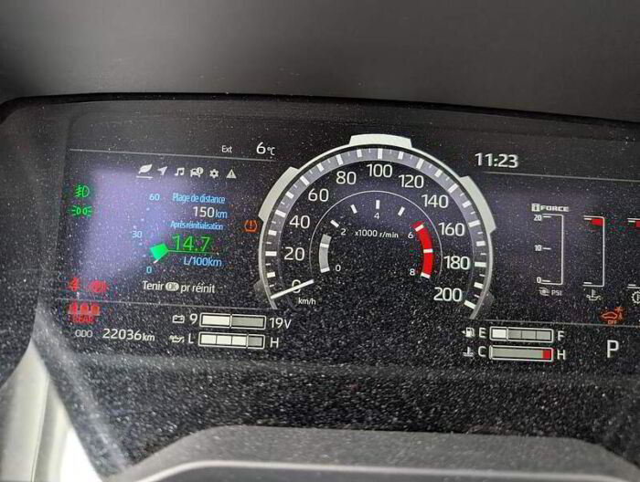 Toyota Tundra Limited TRD CrewMax 4x4 BLUETOOTH CAMÉRAS 360 TOIT – Image 12