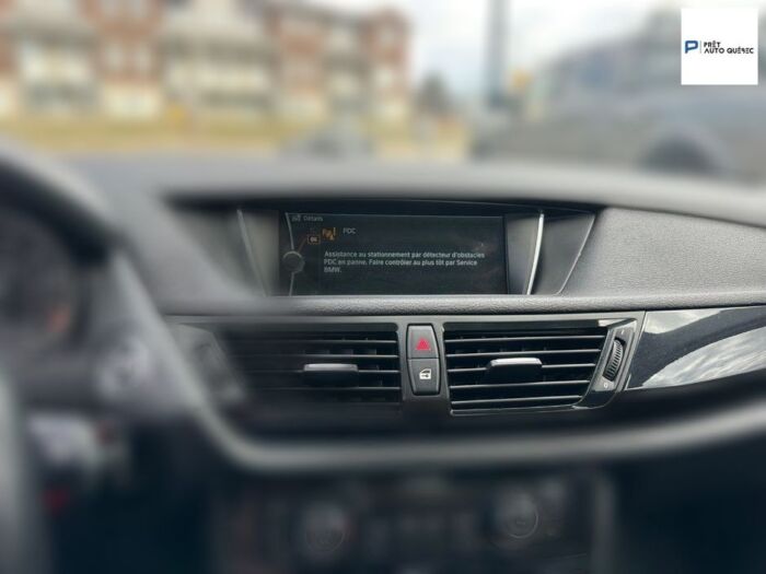 BMW X1 28i - Image 11