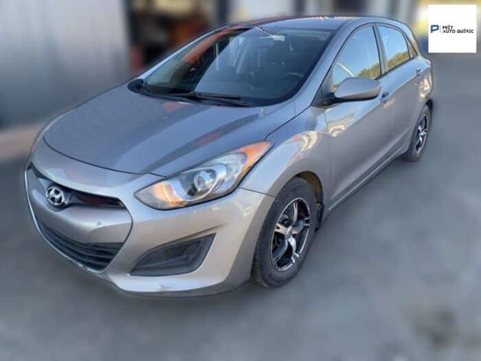 Hyundai Elantra GT GL – Image 3