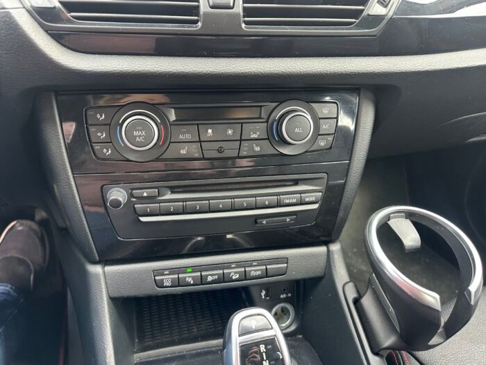 BMW X1 28i - Image 12