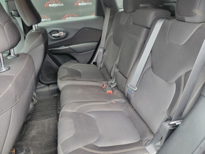 Jeep Cherokee North - Image 18