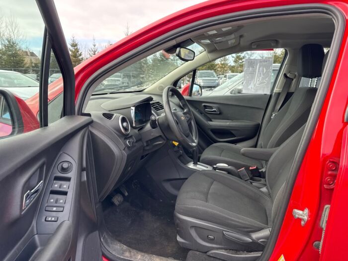 Chevrolet Trax LS - Image 10
