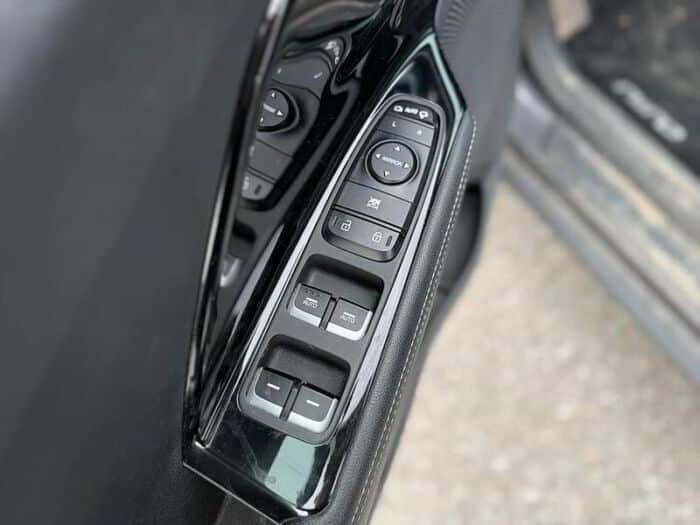 Kia Niro EX TA - Image 11