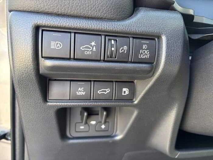 Toyota Land Cruiser - GROUPE PREMIUM - SPÉCIALE DEMONSTRATEUR - – Image 11