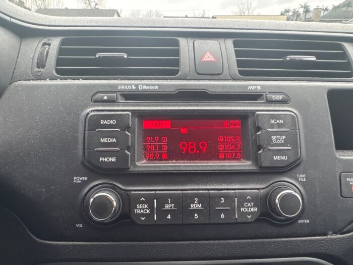 Kia Rio LX PLUS - Image 11
