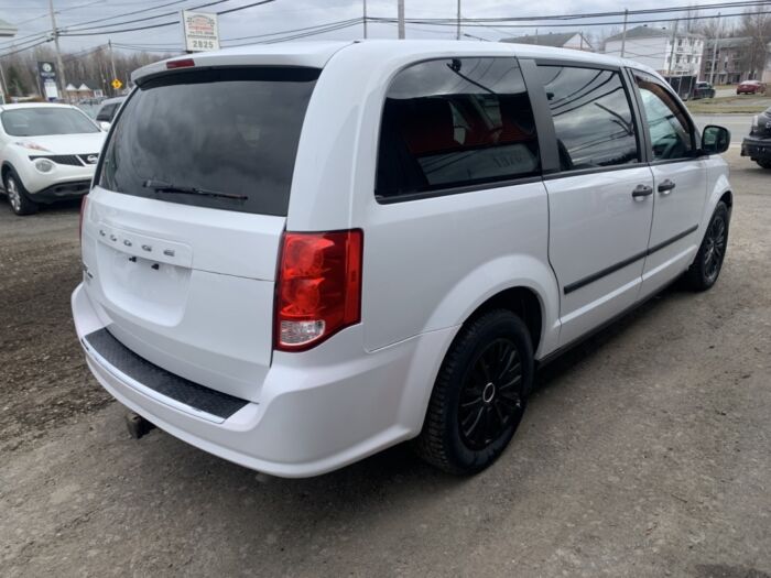 Dodge Grand Caravan Ensemble Valeur Plus - Image 5