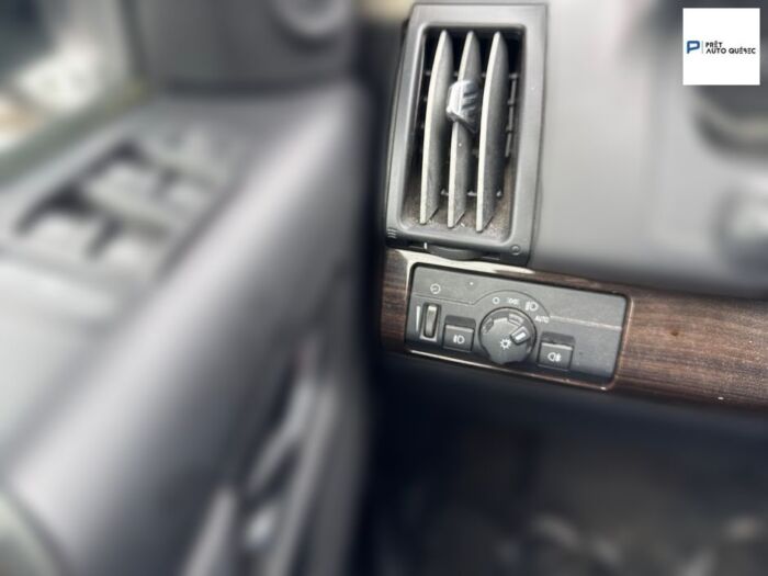 Land LR2 HSE - Image 16