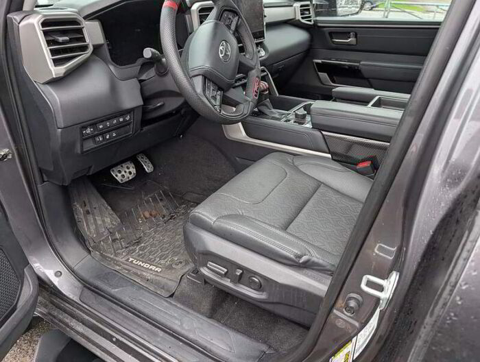 Toyota Tundra Limited TRD CrewMax 4x4 BLUETOOTH CAMÉRAS 360 TOIT – Image 10
