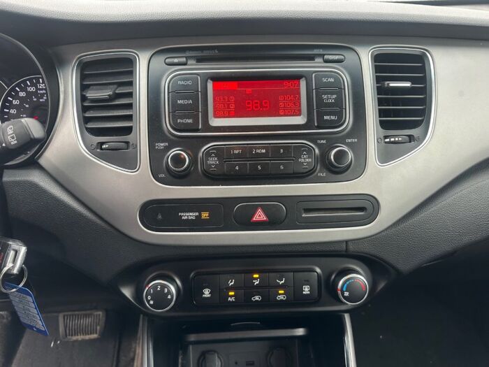 Kia Rondo LX - Image 13