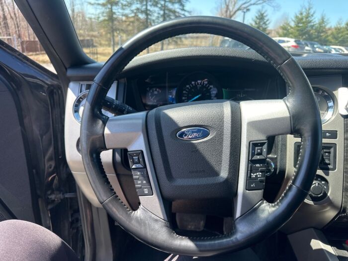 Ford Expedition max LIMITED - Image 17